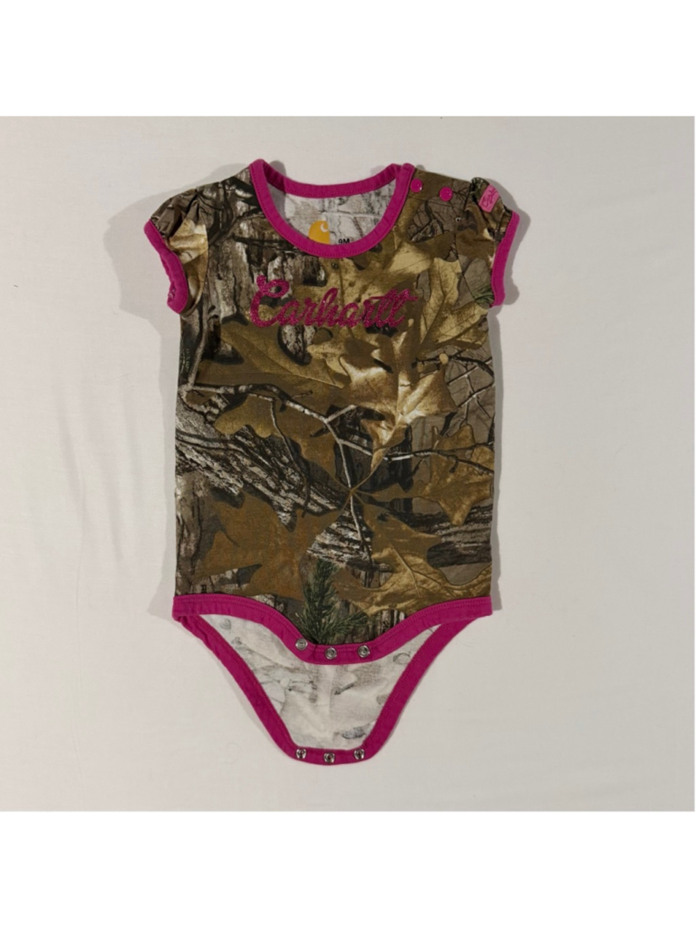Carhartt Baby Girl 9M Pink Metallic Realtree Camo Bodysuit Glitter Logo Snap